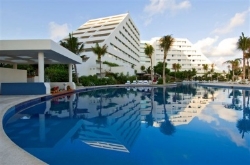 oasispalmbeach.jpg